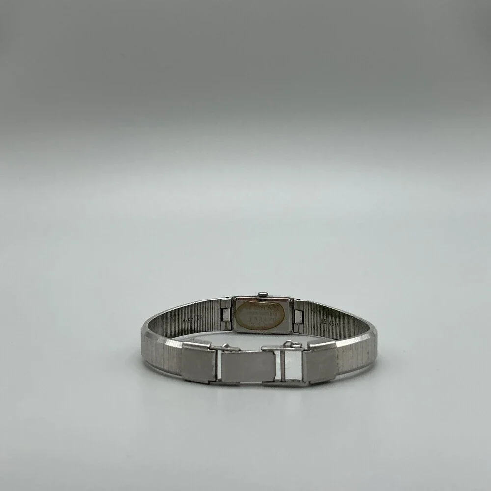 Vintage Seiko Womens Watch 11mm White Dial Bangle NOT RUNNING FOR PARTS 6.25